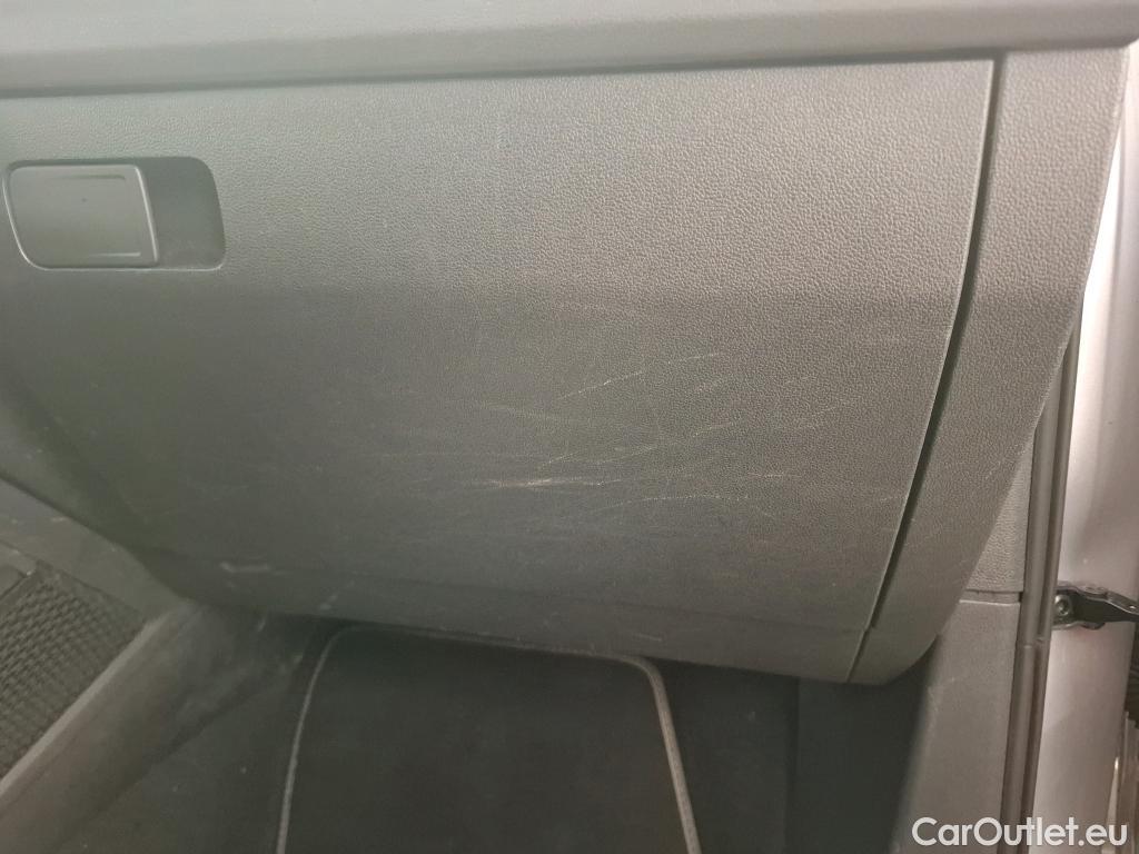  Volkswagen  Tiguan VOLKSWAGEN  / 2020 / 5P / SUV 2.0 TDI 150 DSG7 R-Line Exclusive #5