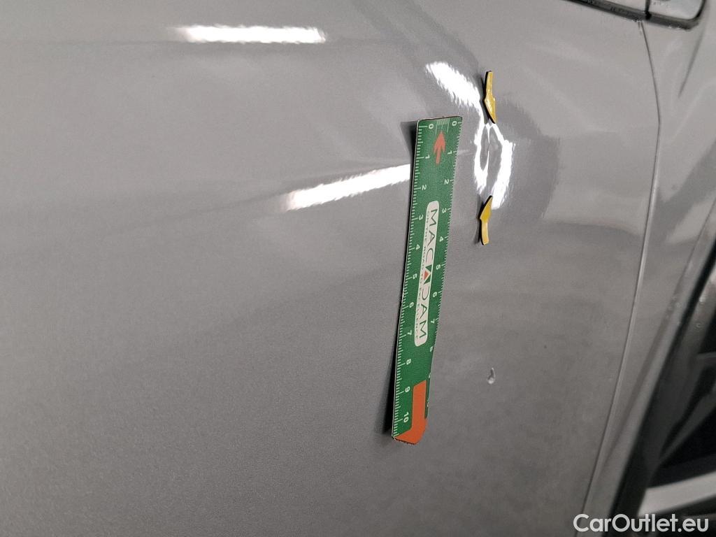  Volkswagen  Tiguan VOLKSWAGEN  / 2020 / 5P / SUV 2.0 TDI 150 DSG7 R-Line Exclusive #11