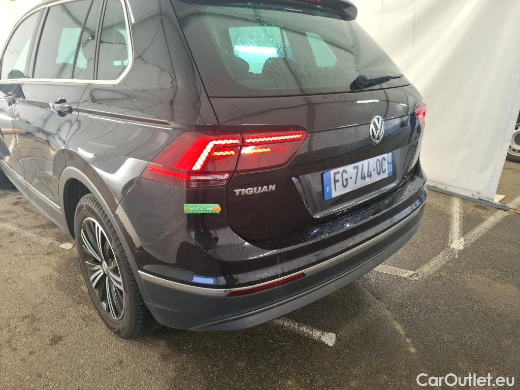  Volkswagen  Tiguan VOLKSWAGEN  5p SUV 2.0 TDI 150 DSG7 Carat Exclusive #22