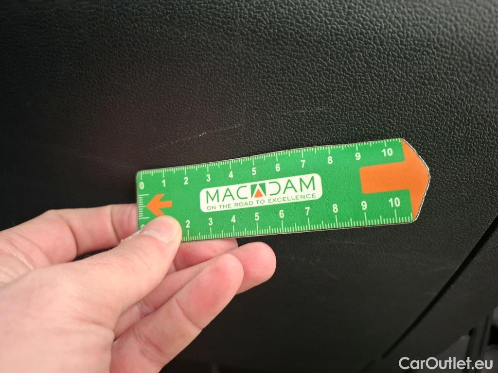  Volkswagen  Tiguan VOLKSWAGEN  / 2020 / 5P / SUV 2.0 TDI 150 DSG7 R-Line Exclusive #6