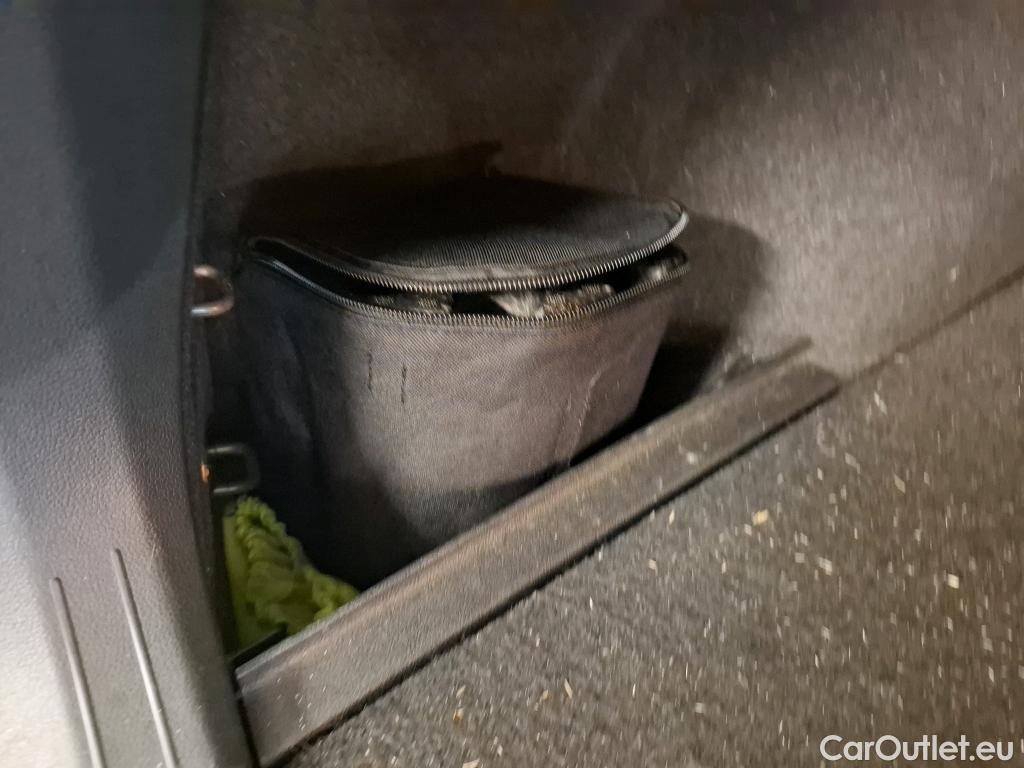  Volkswagen  Tiguan VOLKSWAGEN  5p SUV 2.0 TDI 150 DSG7 Carat Exclusive #15