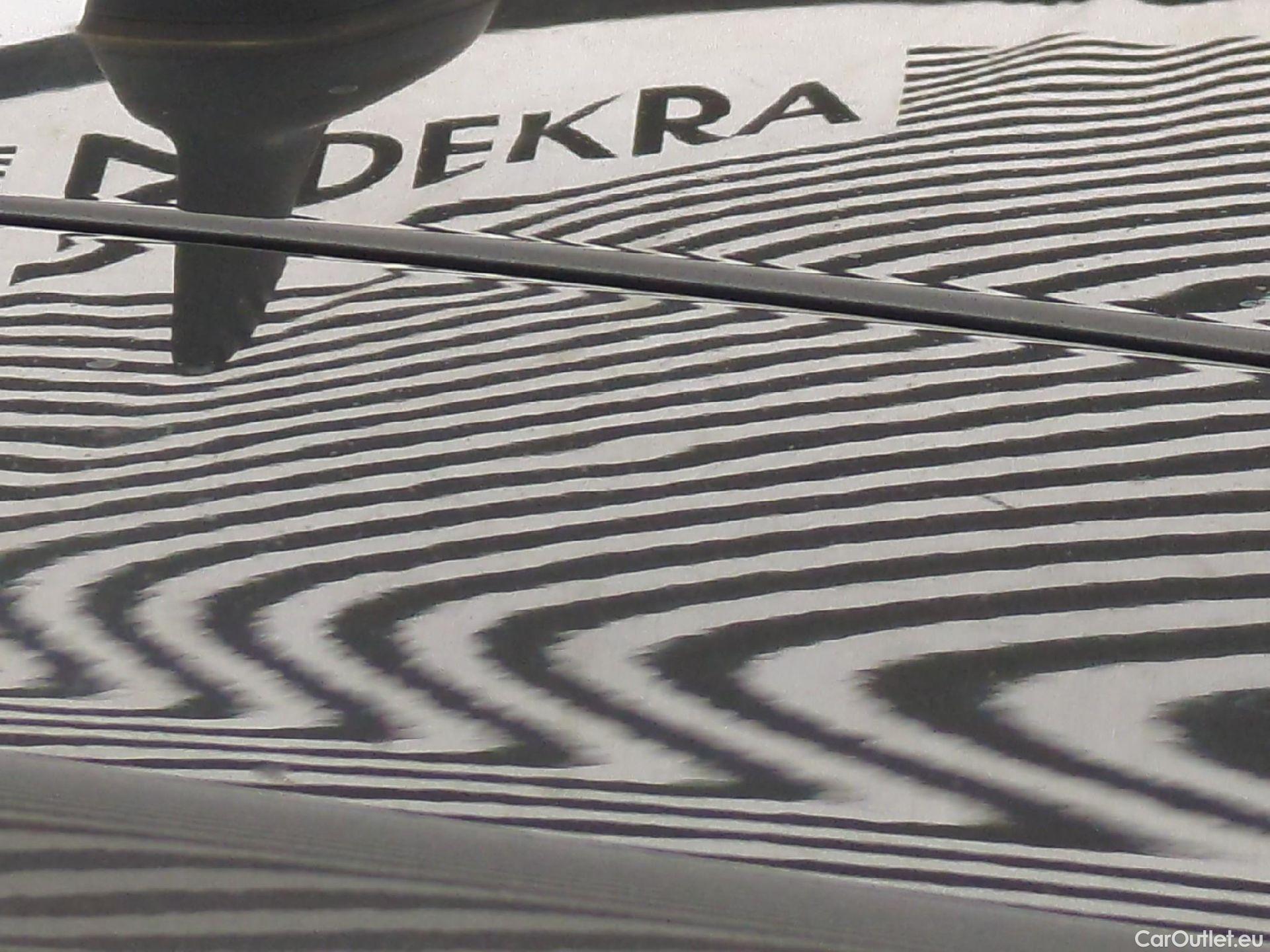  Volkswagen  Tiguan VOLKSWAGEN  5p SUV 2.0 TDI 150 DSG7 Carat 4Motion #53