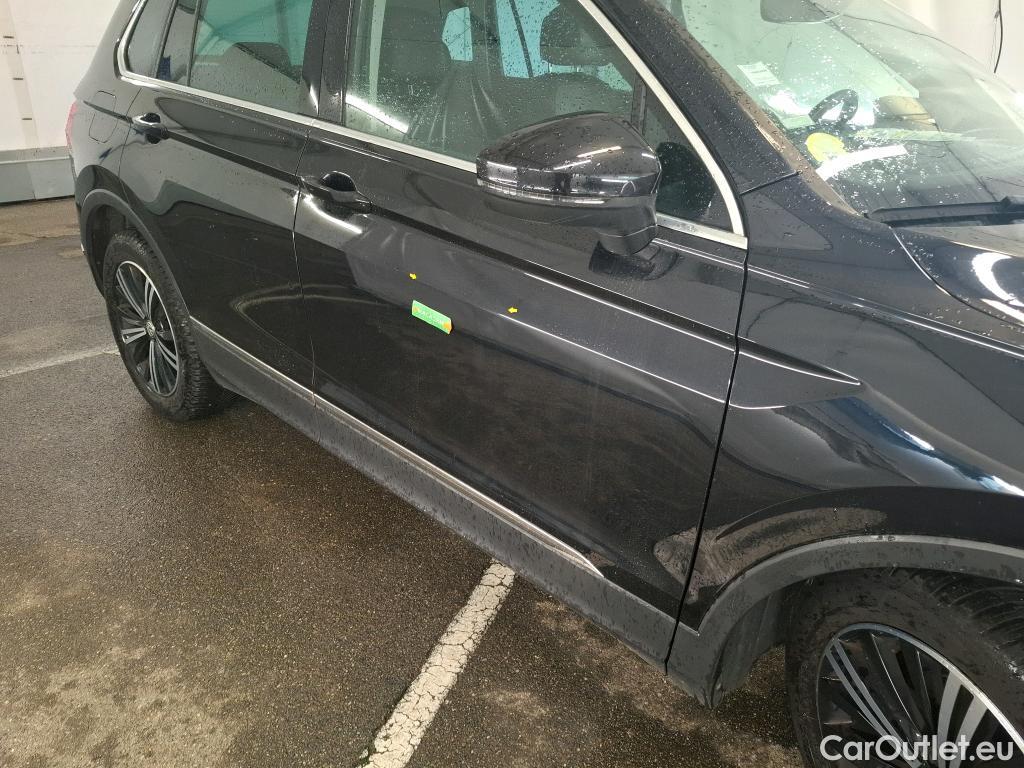  Volkswagen  Tiguan VOLKSWAGEN  5p SUV 2.0 TDI 150 DSG7 Carat Exclusive #1