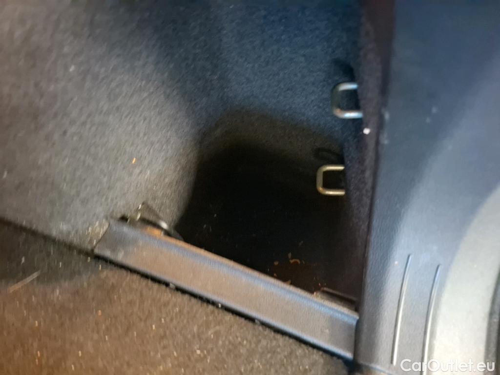  Volkswagen  Tiguan VOLKSWAGEN  5p SUV 2.0 TDI 150 DSG7 Carat Exclusive #10