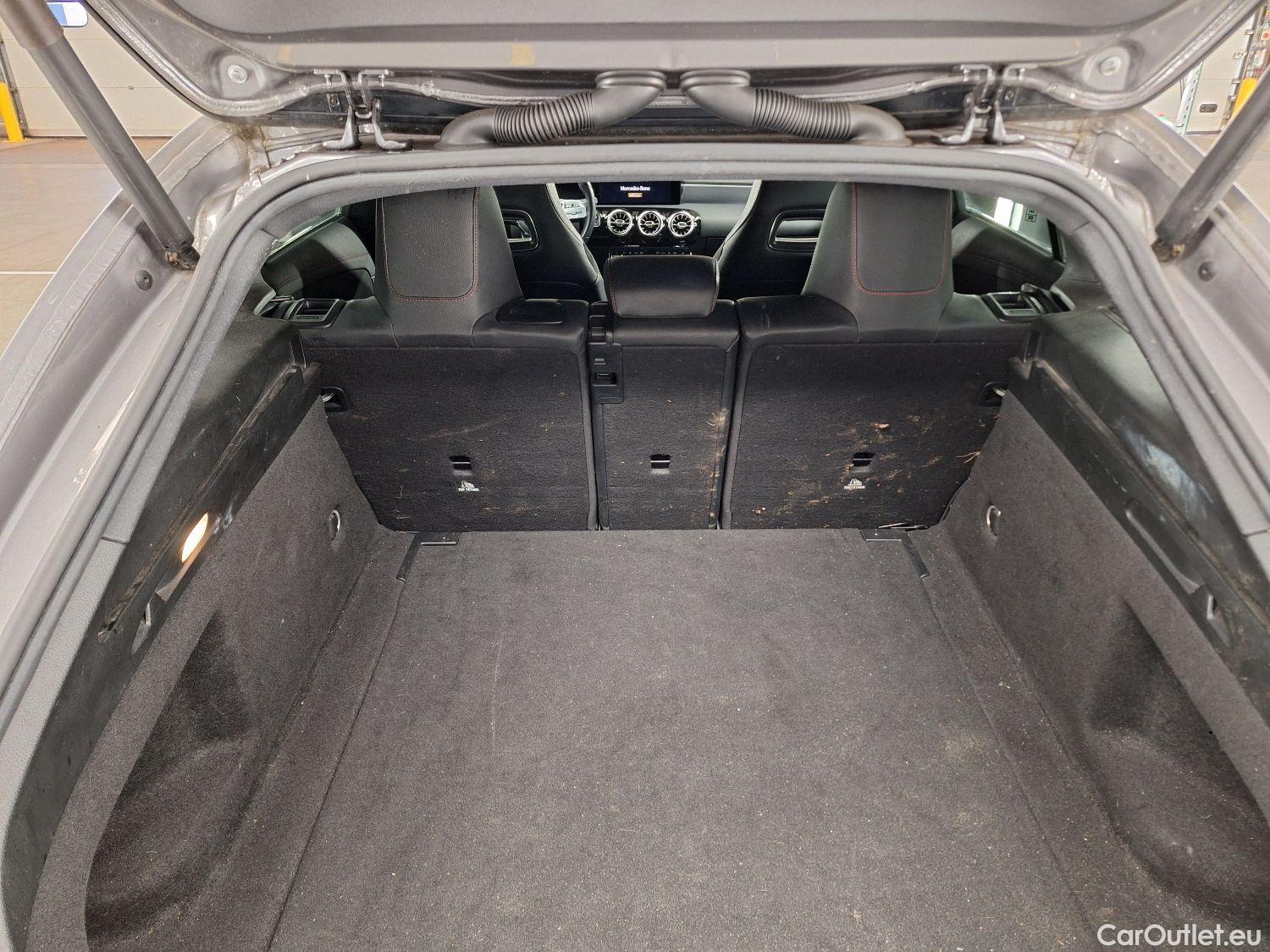  Mercedes  CLA-Klasse Mercedes, CLA-Class SB '19, Mercedes-Benz CLA Shooting Brake CLA 200 d Busines #64