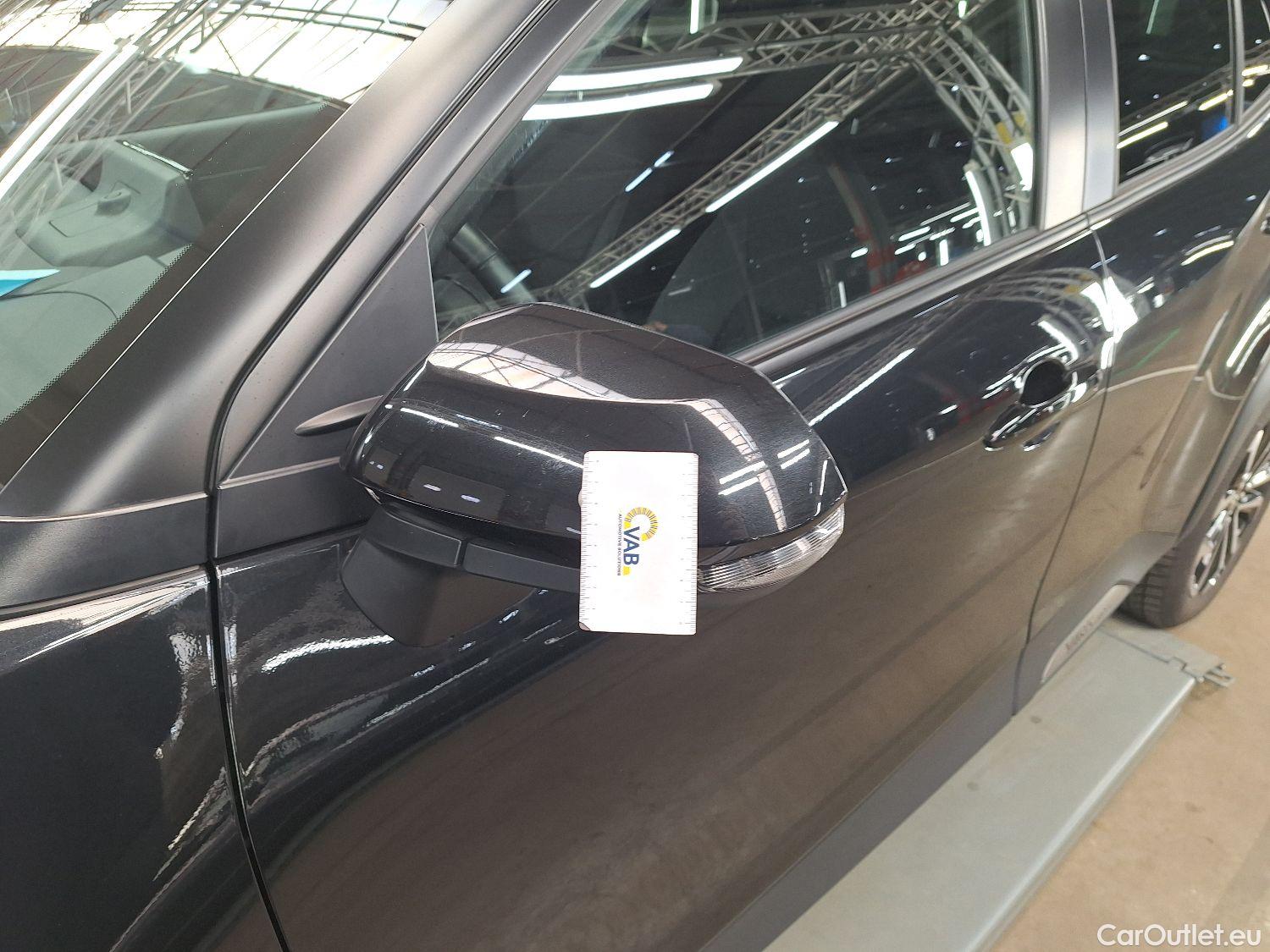  Toyota  Yaris Toyota, Yar-cr, Yar.Cr.1.5 Hyb.85kw Dyn.+ CVT #1