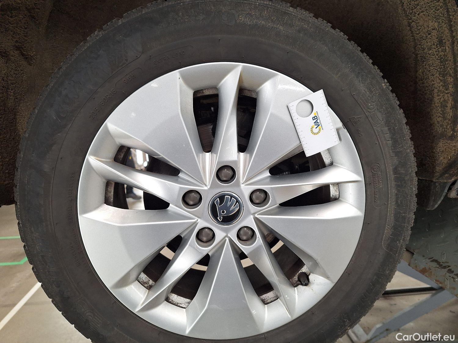  Skoda  Octavia Skoda,  Combi '20, Skoda  Combi 2.0 CRTDI 110kW DSG7 Ambition  #41