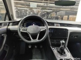  Volkswagen  Passat Volkswagen  Variant 2.0 TDI SCR 110kW Elegance Business 5d #9