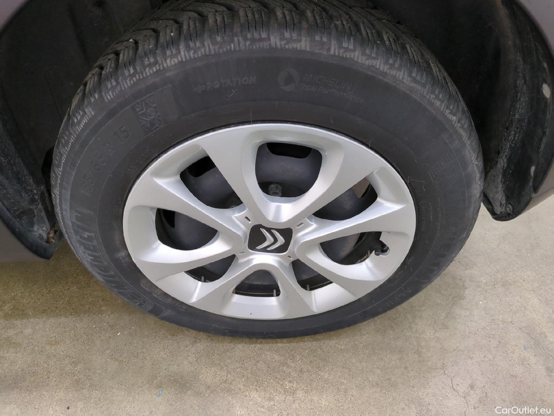  Citroen  C3  Société Feel 1.2 PureTech 80CV BVM5 E6d #21