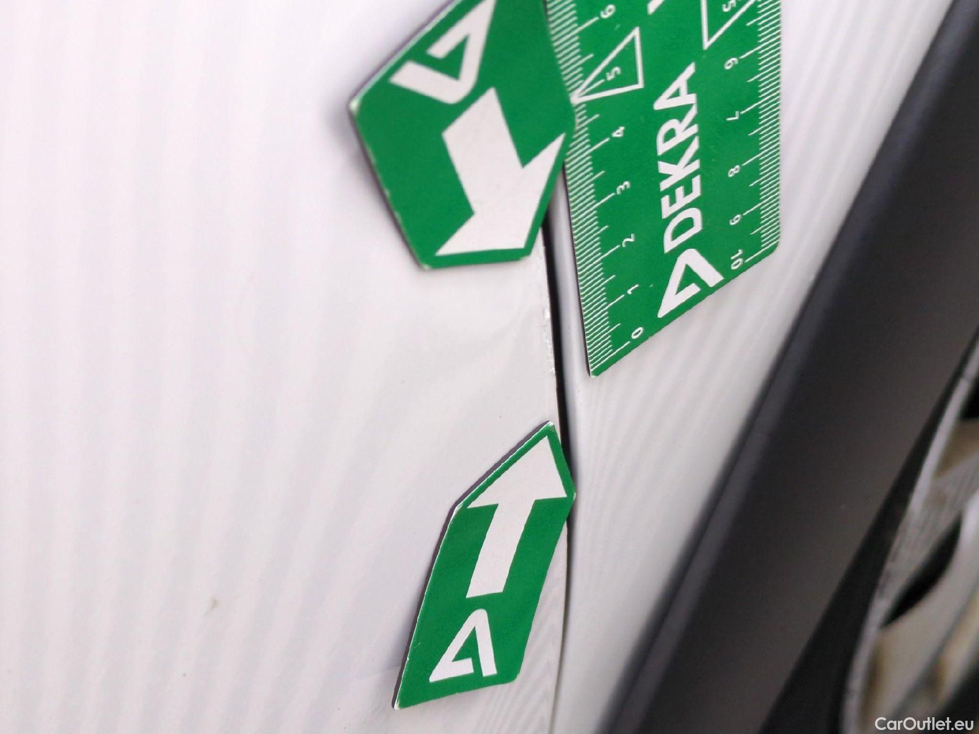  Citroen  C3  Société Feel 1.2 PureTech 80CV BVM5 E6d #25