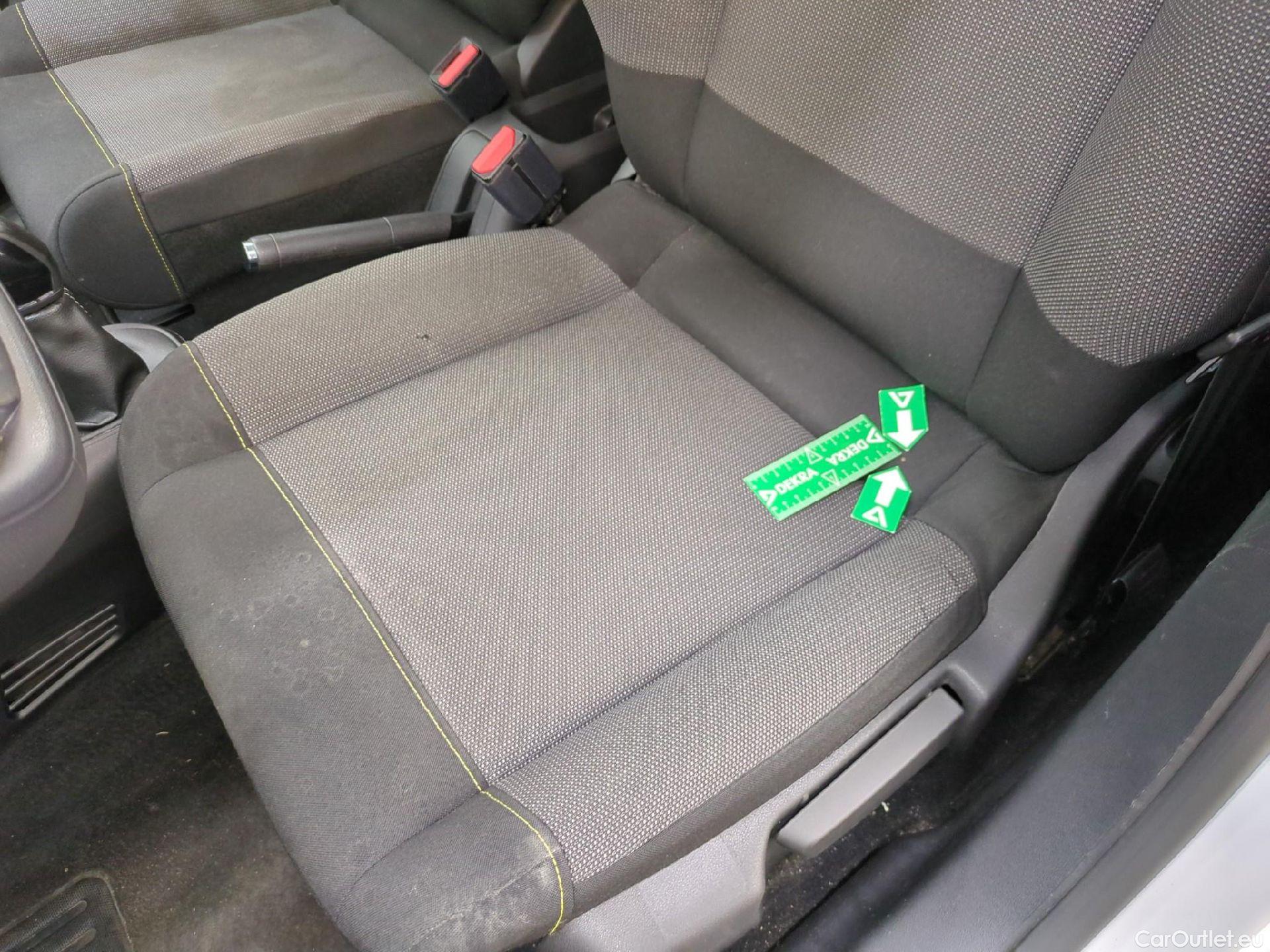  Citroen  C3  Société Feel 1.2 PureTech 80CV BVM5 E6d #3