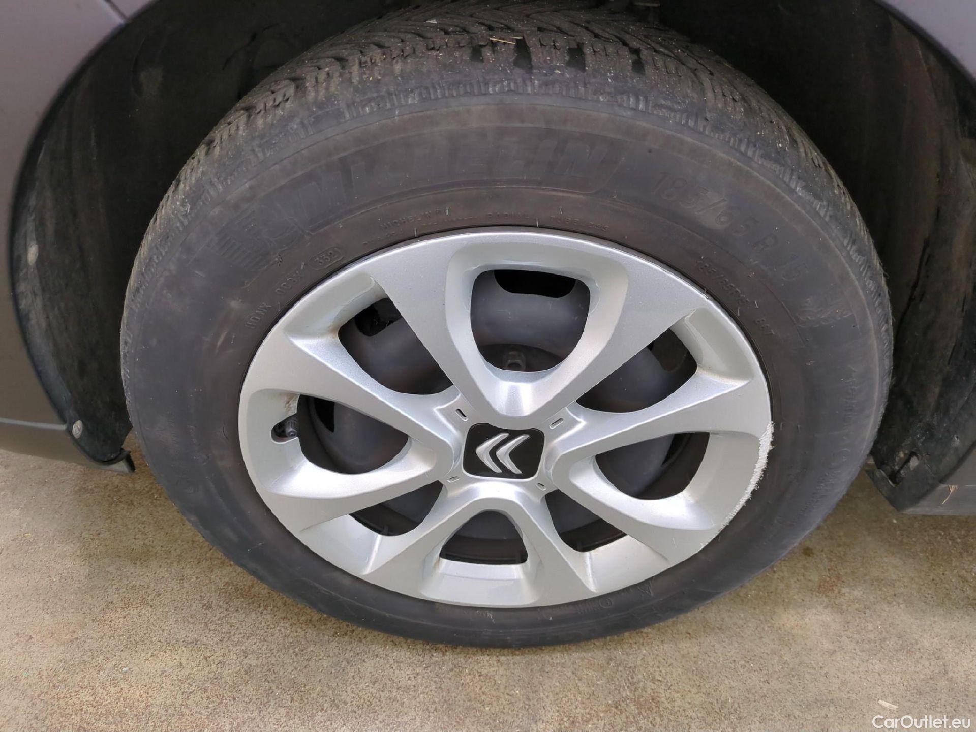  Citroen  C3  Société Feel 1.2 PureTech 80CV BVM5 E6d #20