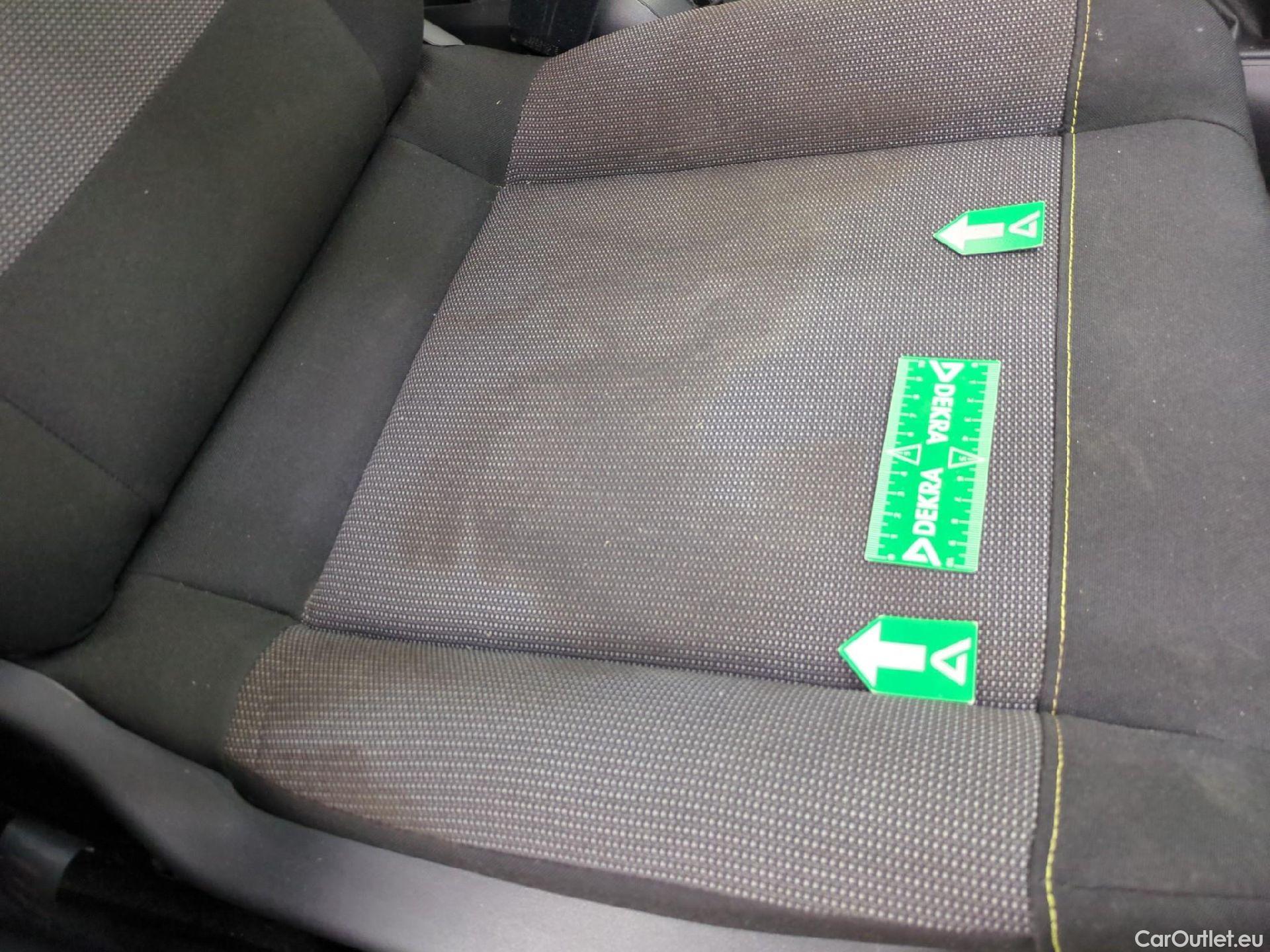  Citroen  C3  Société Feel 1.2 PureTech 80CV BVM5 E6d #7