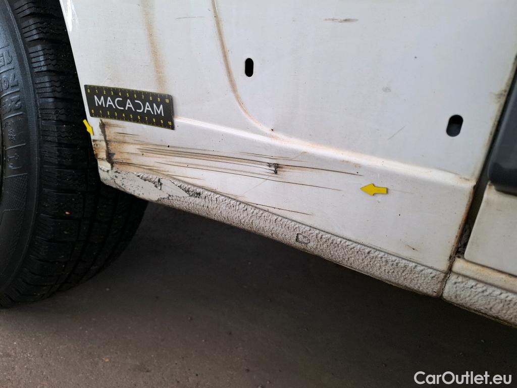  Citroen  Jumper CITROEN  VU 4p Fourgon 35 L2H2 BlueHDi 130 BVM6 Confort #4