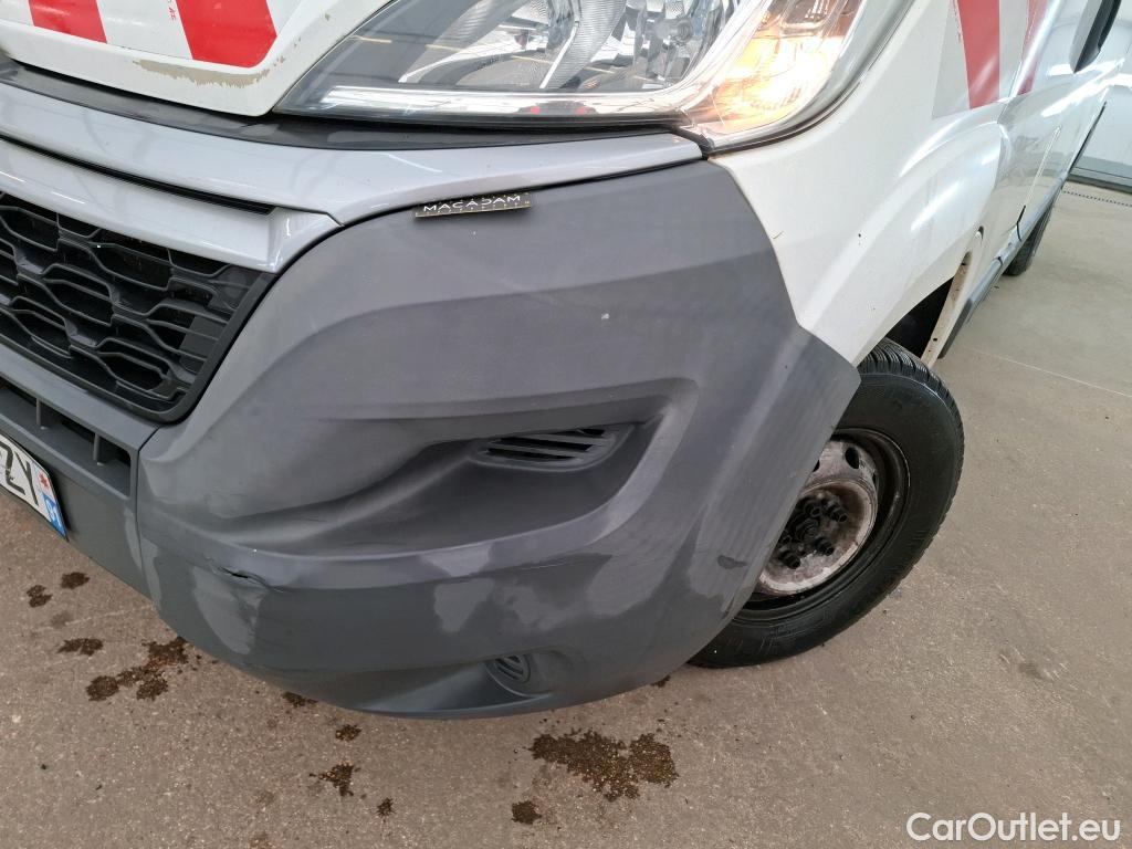  Citroen  Jumper CITROEN  VU 4p Fourgon 35 L2H2 BlueHDi 130 BVM6 Confort #29