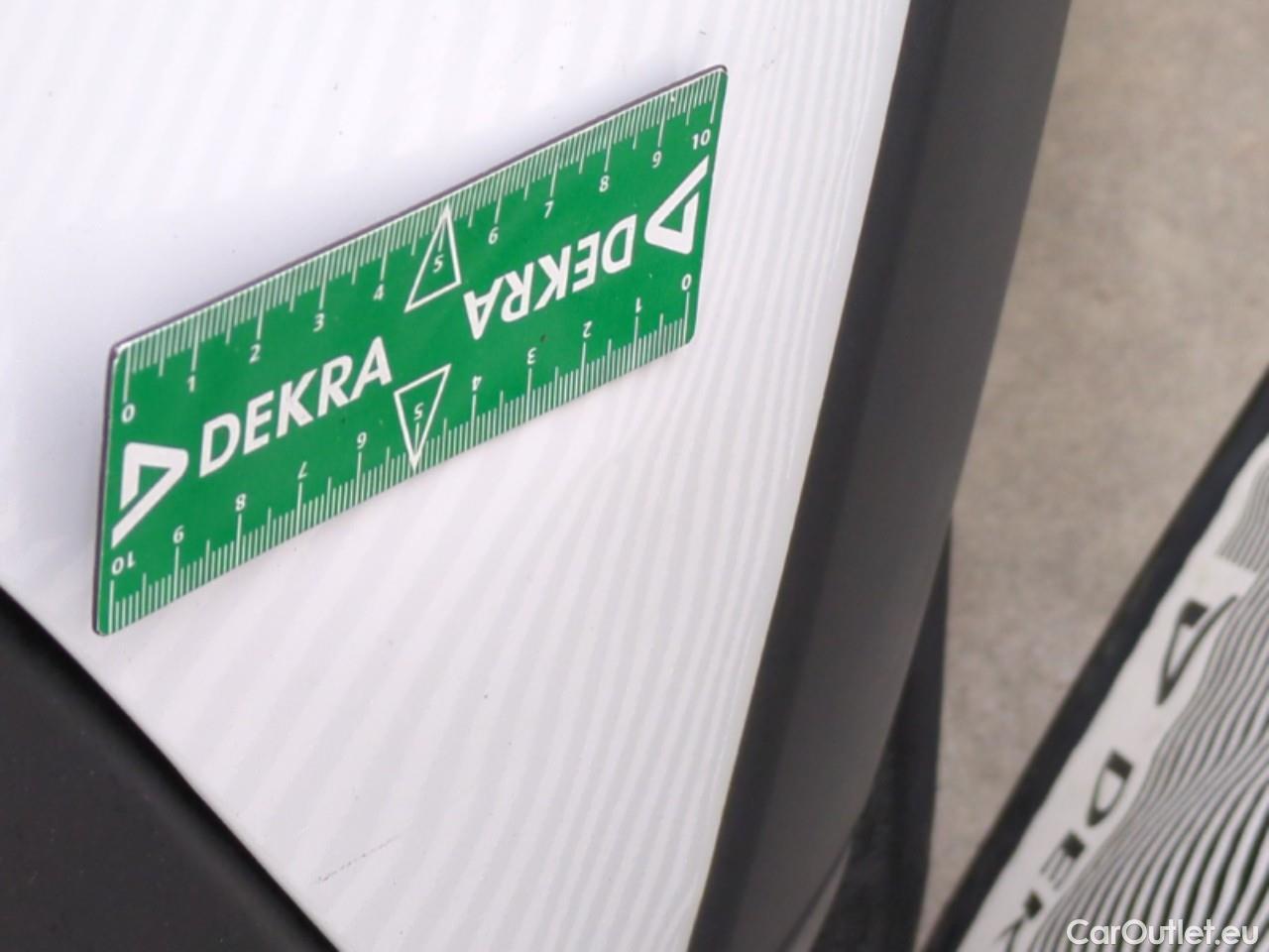  Citroen  C3  Société Feel 1.2 PureTech 80CV BVM5 E6d #45