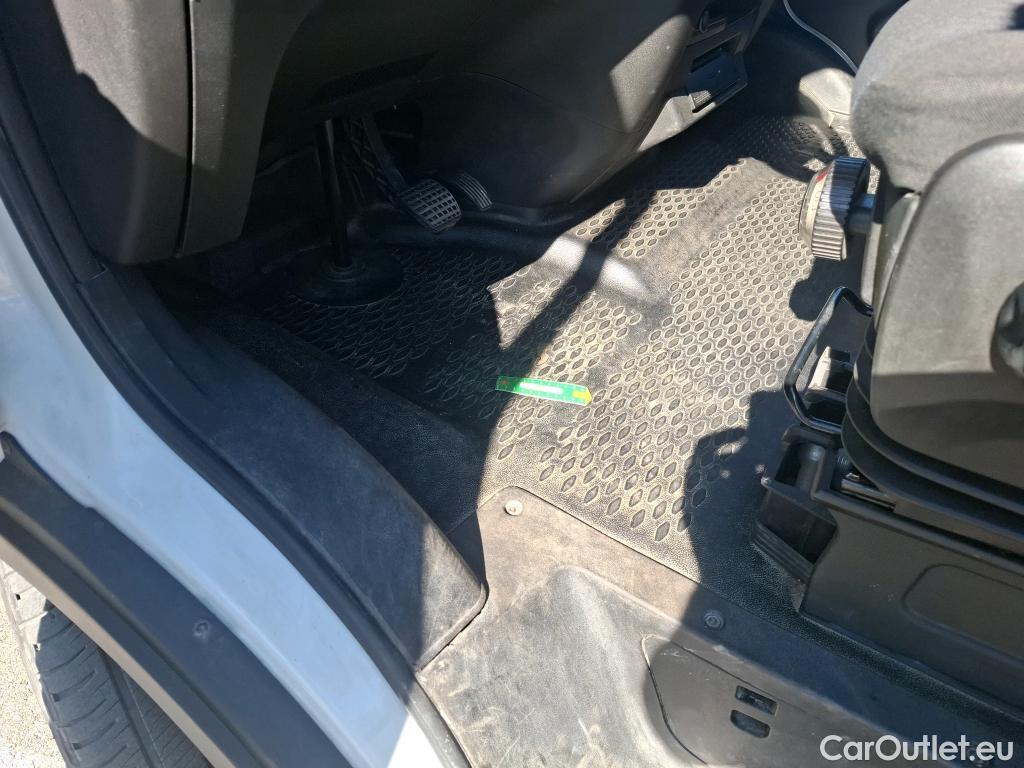  Iveco  Daily IVECO  VU 4p Fourgon 2.3 35S16A8 V11 H2 3520 #27