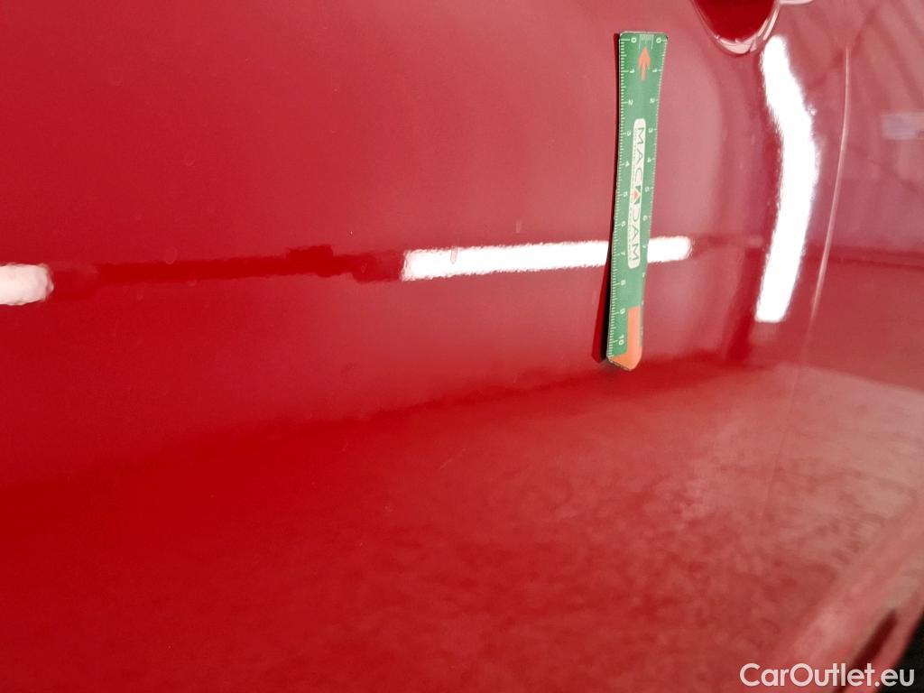  Hyundai  i30  cw Business 1.6 CRDi 115CV BVM6 E6d / TRANSFO VP/VF #2