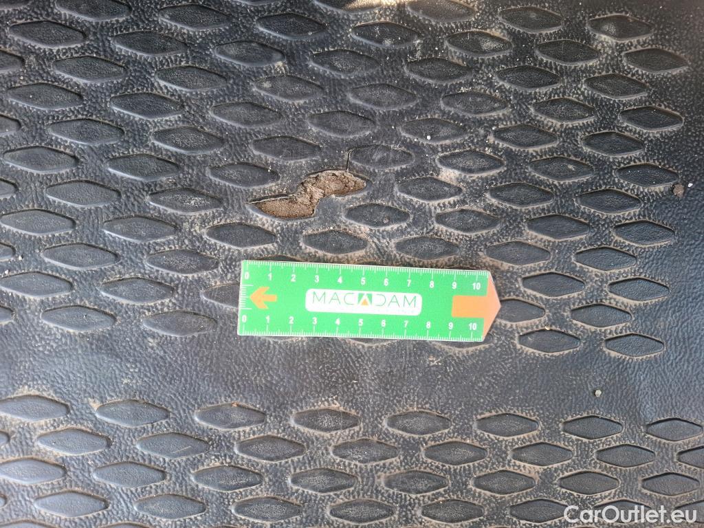  Iveco  Daily IVECO  VU 4p Fourgon 2.3 35S16A8 V11 H2 3520 #28