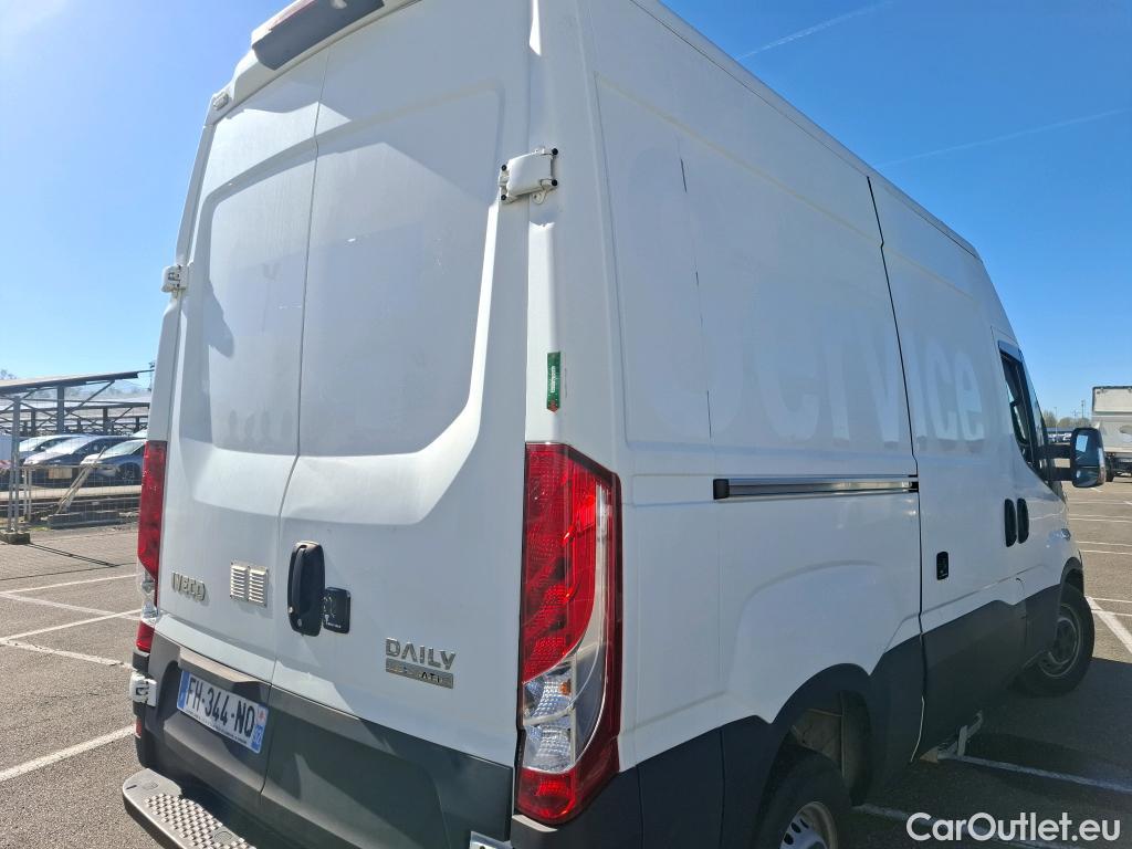  Iveco  Daily IVECO  VU 4p Fourgon 2.3 35S16A8 V11 H2 3520 #51