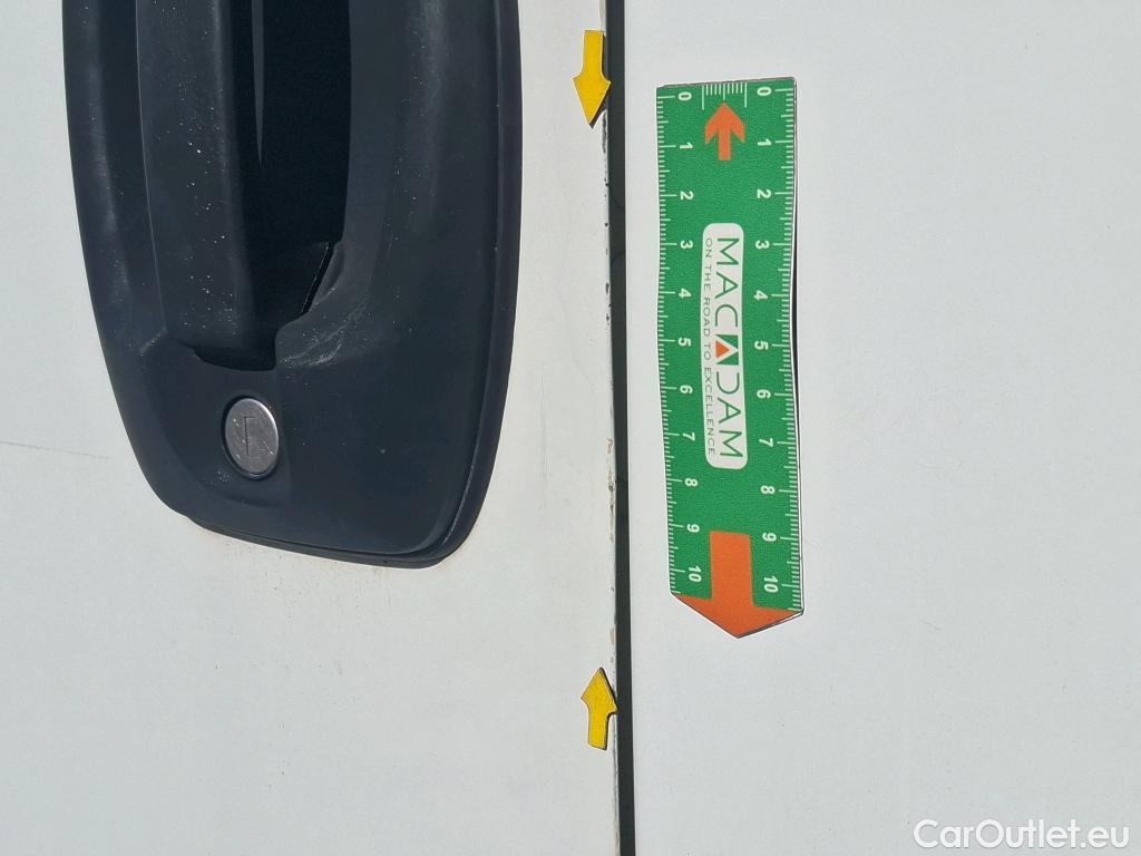  Iveco  Daily IVECO  VU 4p Fourgon 2.3 35S16A8 V11 H2 3520 #9