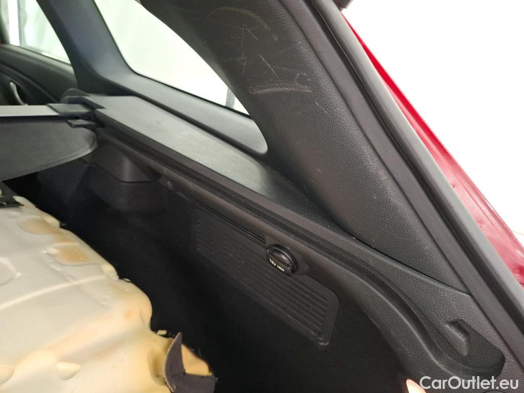  Hyundai  i30  cw Business 1.6 CRDi 115CV BVM6 E6d / TRANSFO VP/VF #31