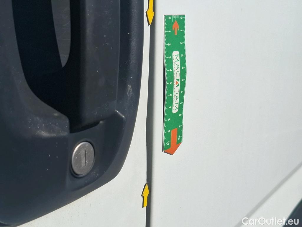  Iveco  Daily IVECO  VU 4p Fourgon 2.3 35S16A8 V11 H2 3520 #7