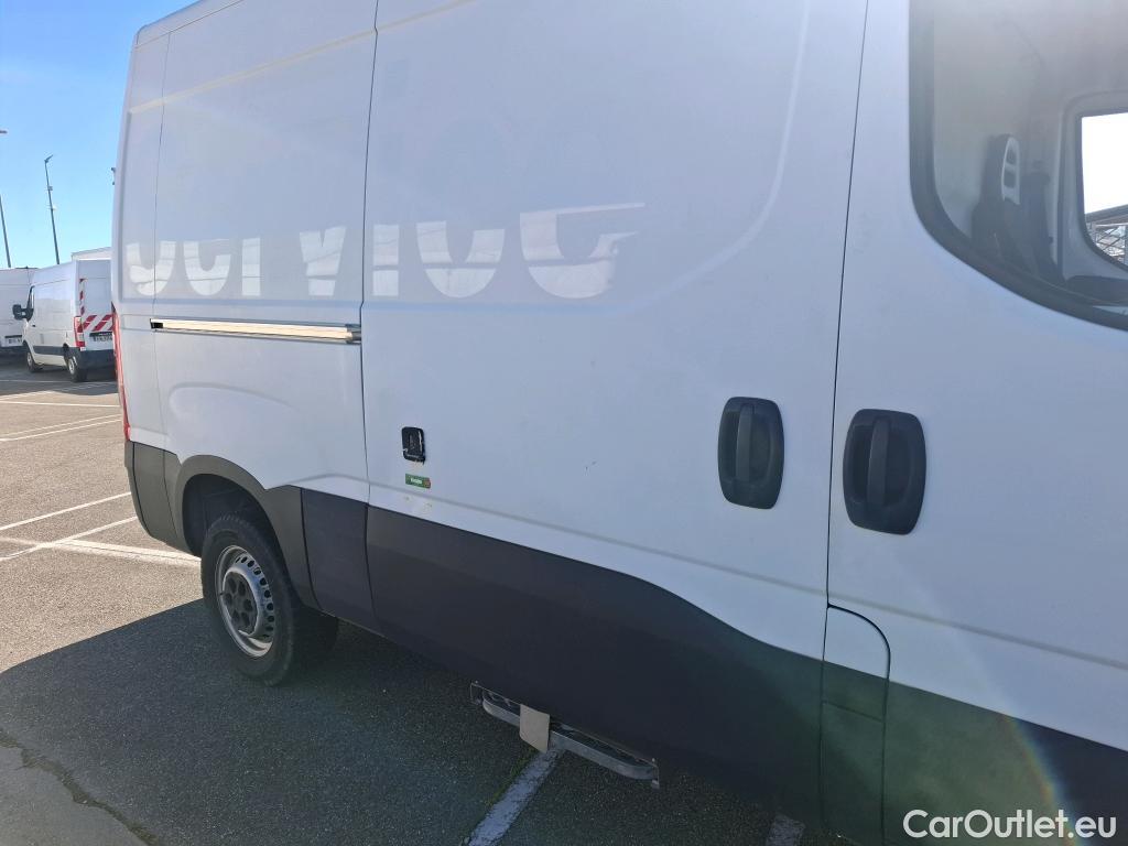  Iveco  Daily IVECO  VU 4p Fourgon 2.3 35S16A8 V11 H2 3520 #34