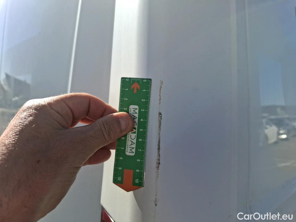  Iveco  Daily IVECO  VU 4p Fourgon 2.3 35S16A8 V11 H2 3520 #52