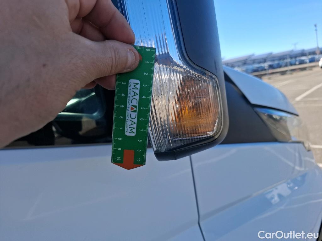  Iveco  Daily IVECO  VU 4p Fourgon 2.3 35S16A8 V11 H2 3520 #39