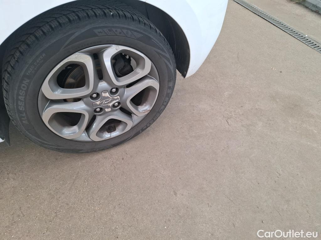  Hyundai  i20  Intuitive 1.2 85CV BVM5 E6 / TRANSFO VP VF #7