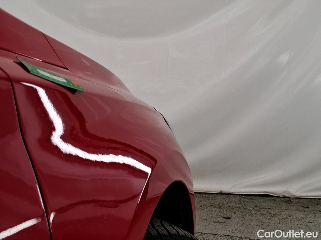  Hyundai  i30  cw Business 1.6 CRDi 115CV BVM6 E6d / TRANSFO VP/VF #8