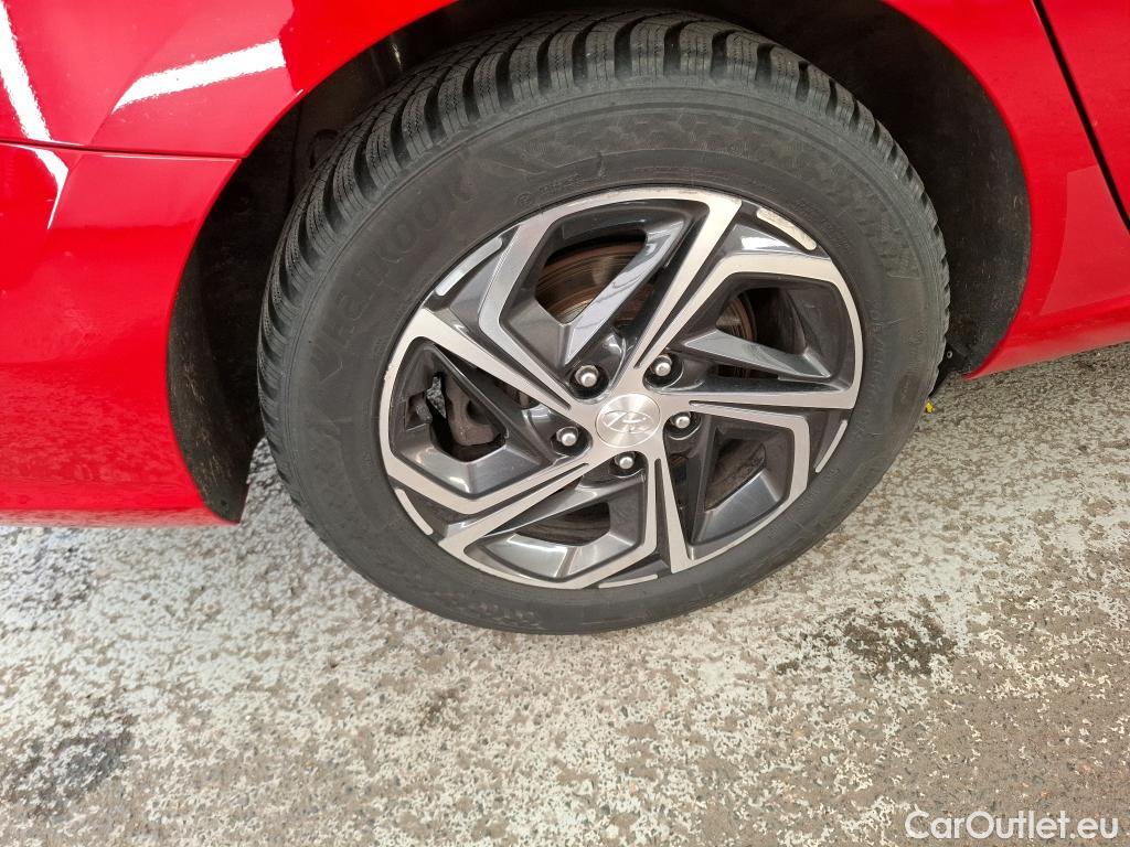  Hyundai  i30  cw Business 1.6 CRDi 115CV BVM6 E6d / TRANSFO VP/VF #18