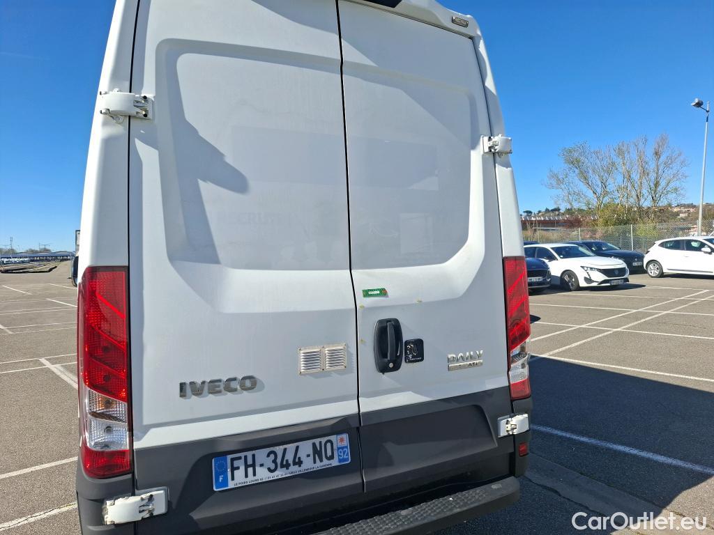  Iveco  Daily IVECO  VU 4p Fourgon 2.3 35S16A8 V11 H2 3520 #1