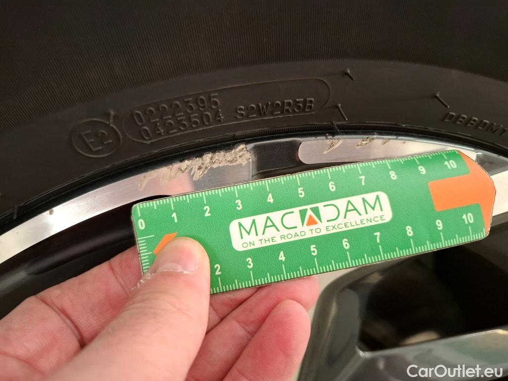  Hyundai  i30  cw Business 1.6 CRDi 115CV BVM6 E6d / TRANSFO VP/VF #17