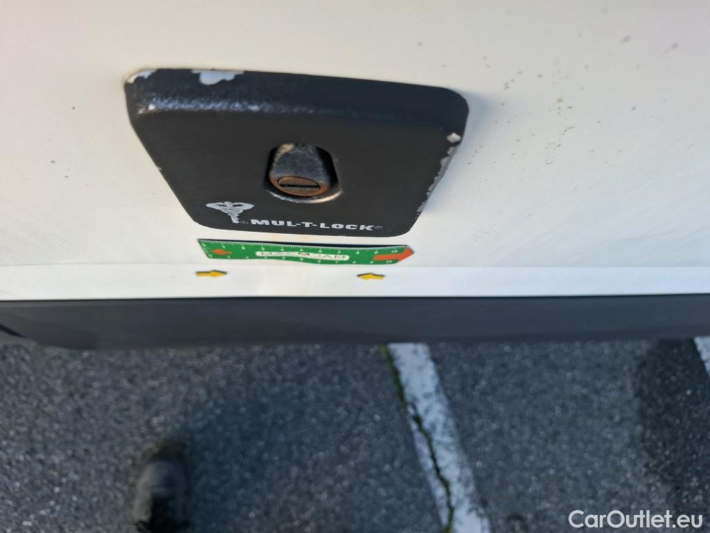  Iveco  Daily IVECO  VU 4p Fourgon 2.3 35S16A8 V11 H2 3520 #37