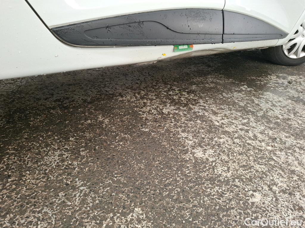  Renault  Clio  IV Air MediaNav 1.5 dCi 75CV BVM5 E6 #7