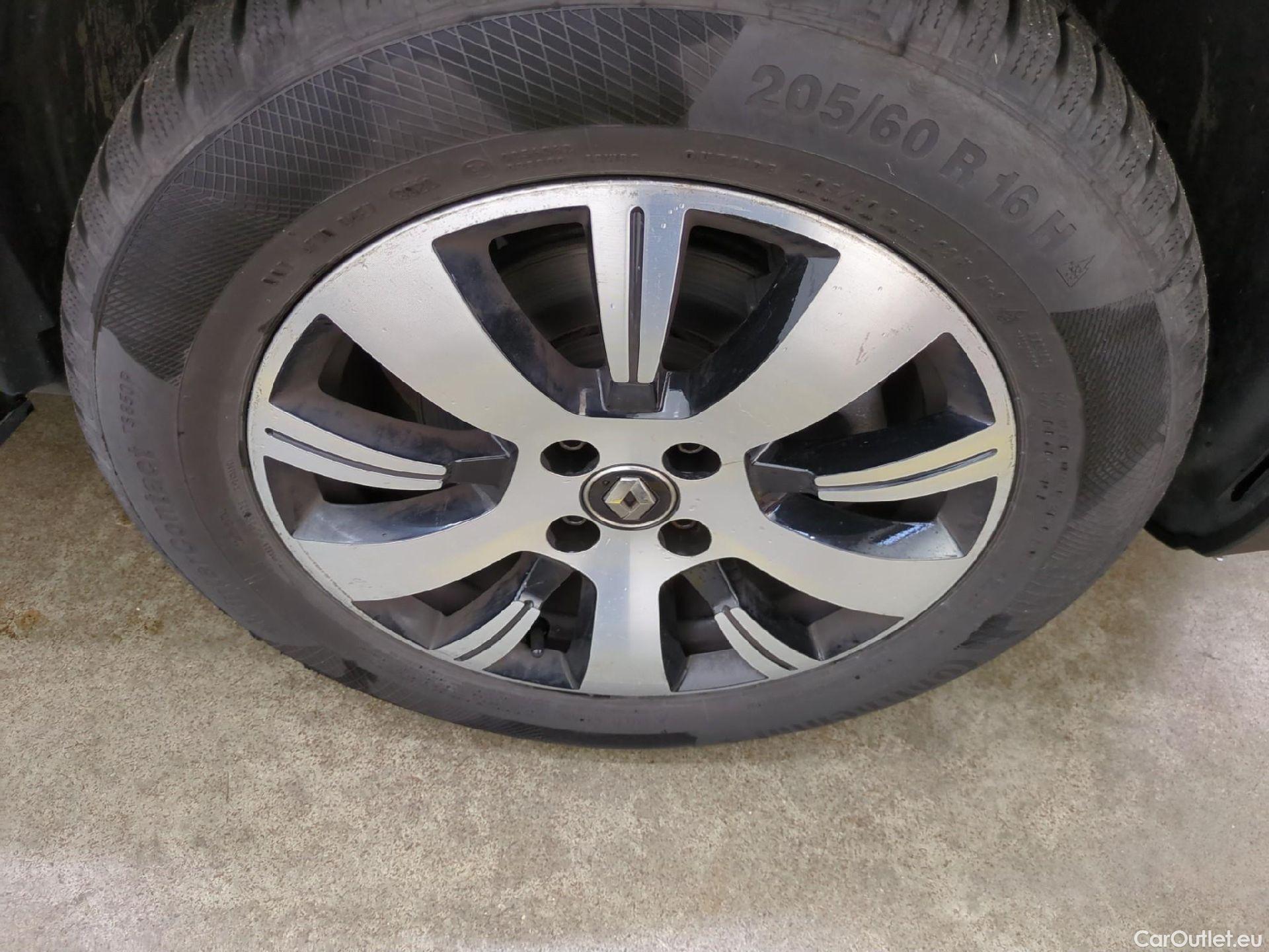  Renault  Captur RENAULT  5p Crossover Business dCi 90 #11