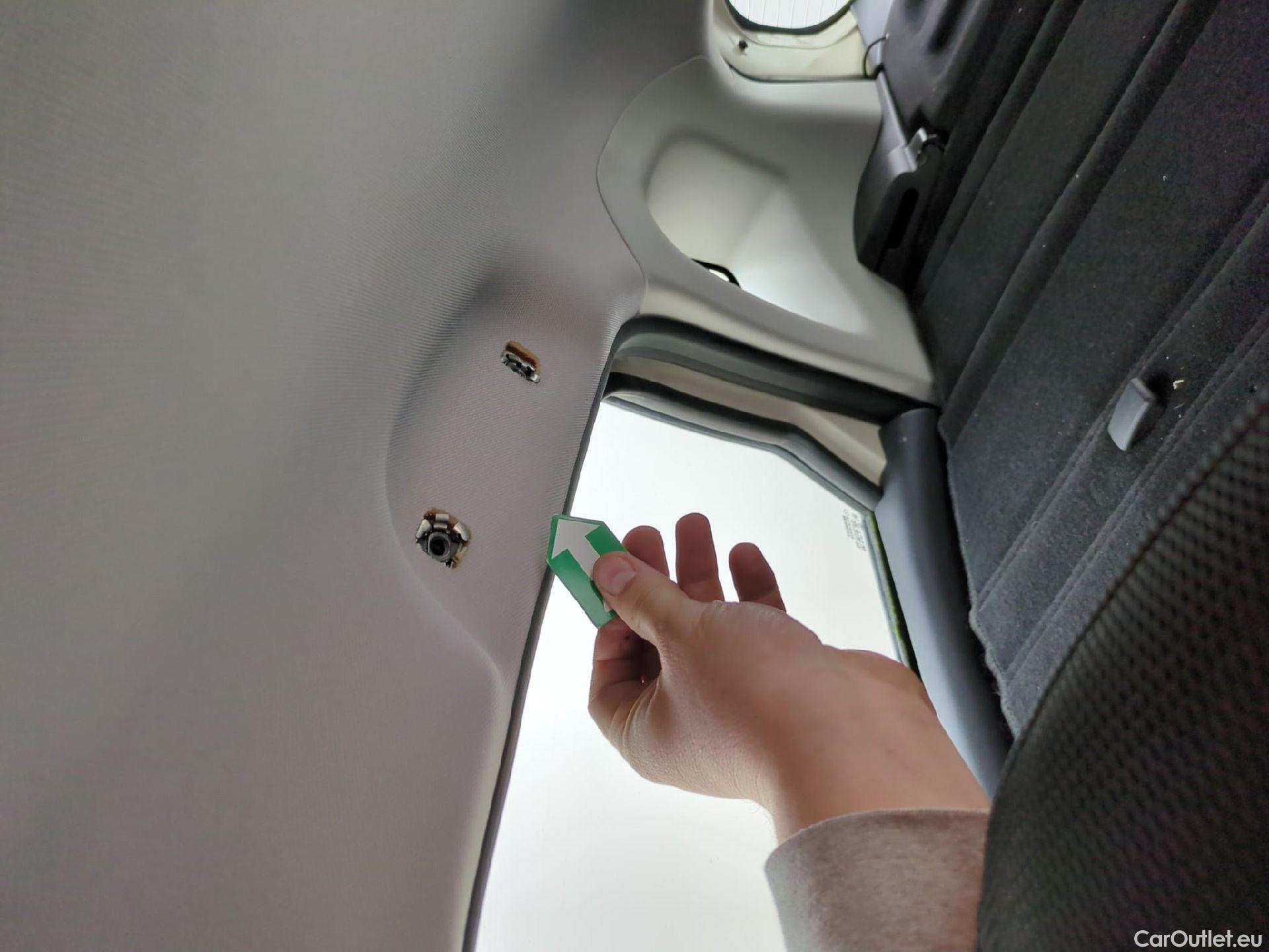  Renault  Captur RENAULT  5p Crossover Business dCi 90 #4