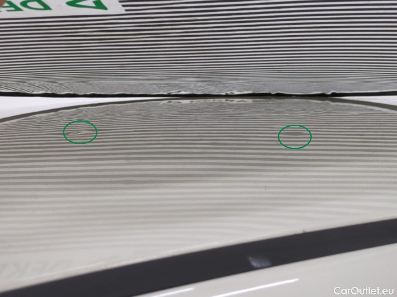  Renault  Captur RENAULT  5p Crossover Business dCi 90 #26