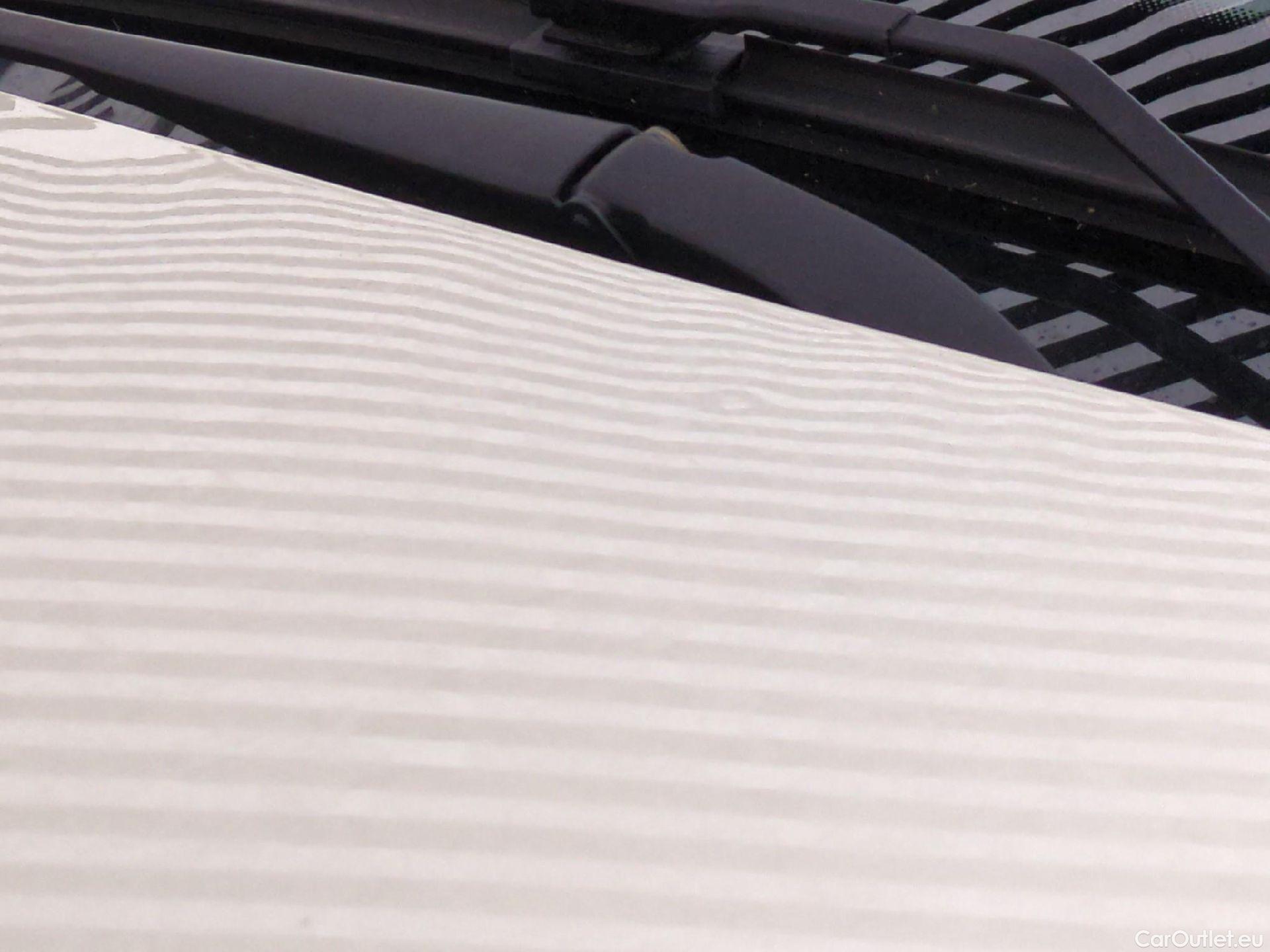  Renault  Captur RENAULT  5p Crossover Business dCi 90 #37