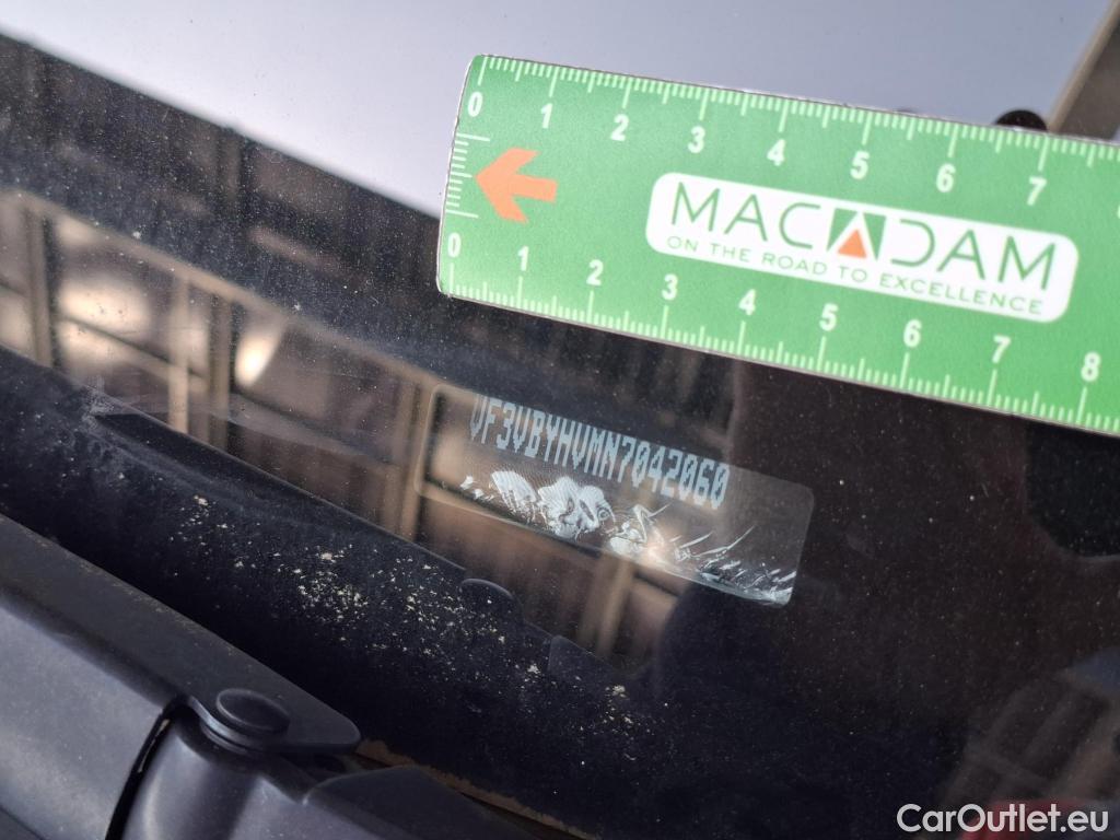  Peugeot  Expert  Fourgon Premium Standard 1.5 HDi 120CV BVM6 E6d #15