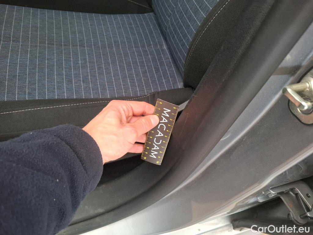  Peugeot  208  Premium 1.5 HDi 100CV BVM6 E6d #1