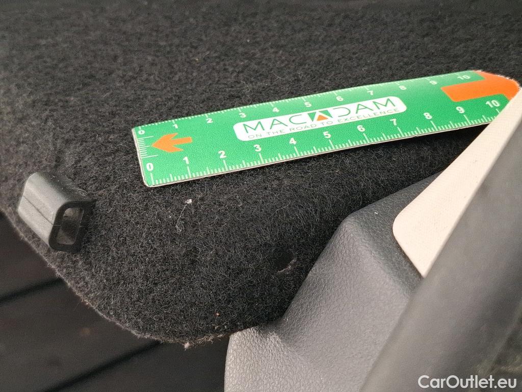  Renault  Clio  IV Air MediaNav 1.5 dCi 75CV BVM5 E6 #35