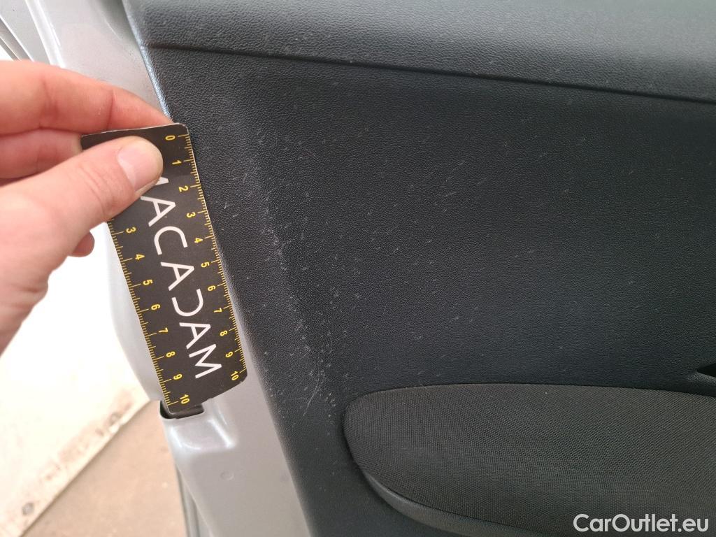  Peugeot  208  Affaire Premium 1.6 HDi 100CV BVM5 E6 #14