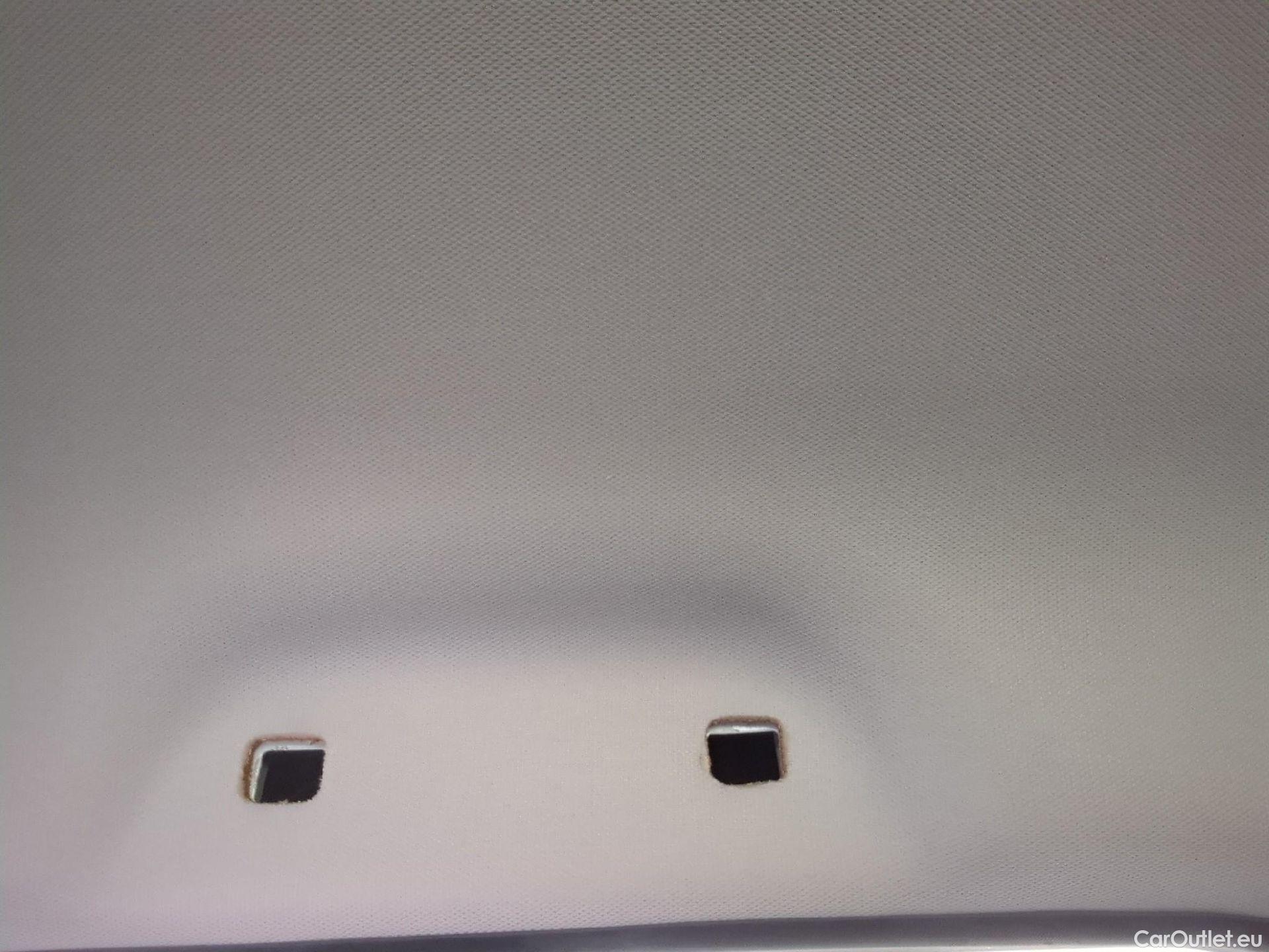  Renault  Captur RENAULT  5p Crossover Business dCi 90 #2