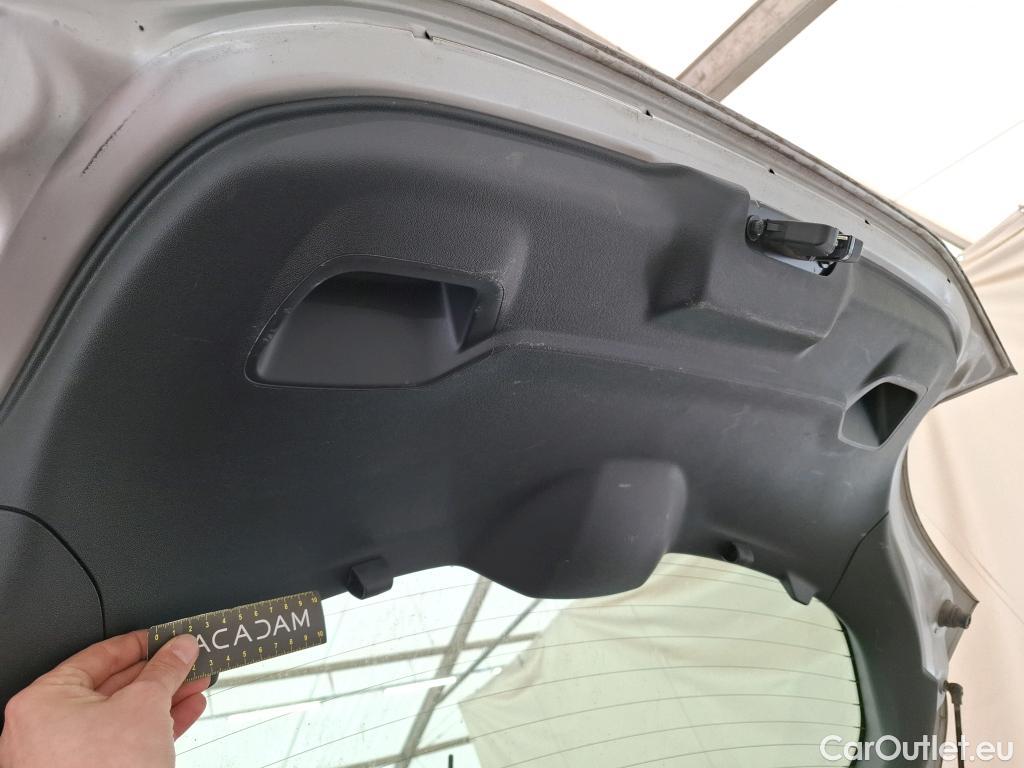  Peugeot  208  Affaire Premium 1.6 HDi 100CV BVM5 E6 #17