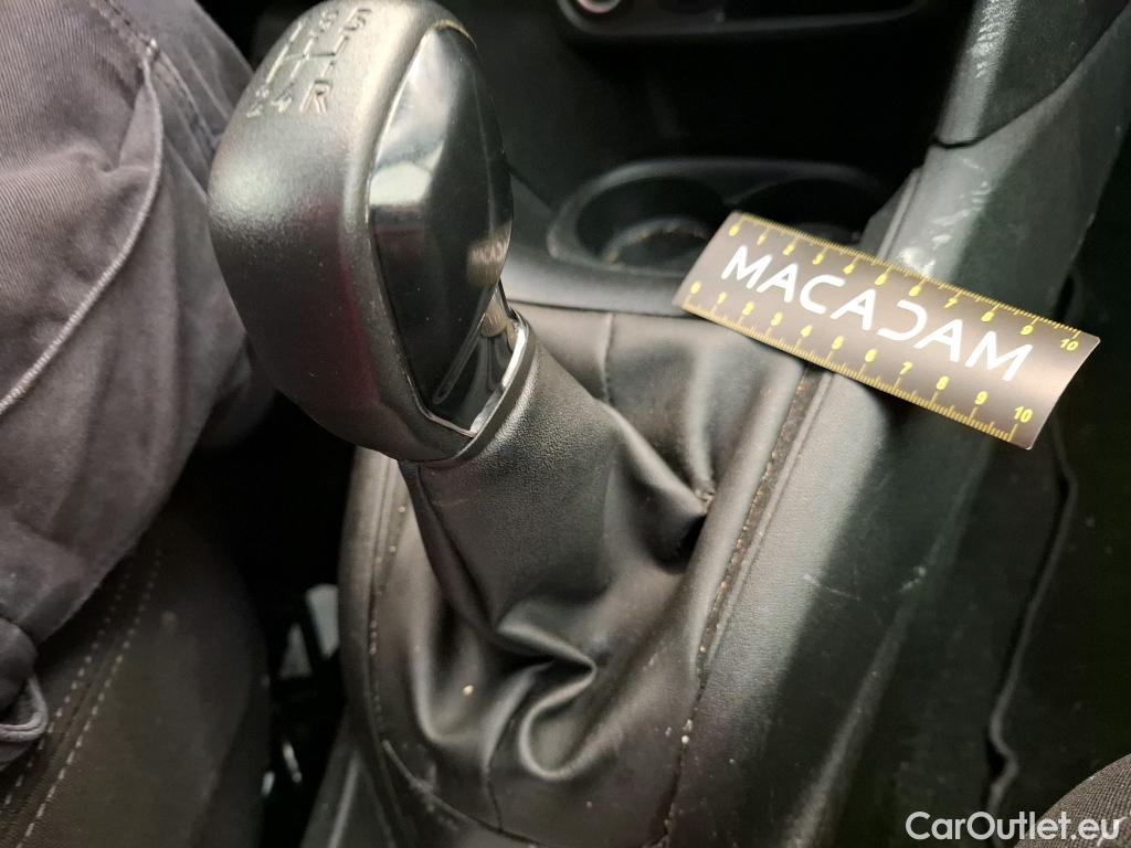  Peugeot  208  Affaire Premium Pack 1.5 HDi 100CV BVM5 E6dT #54