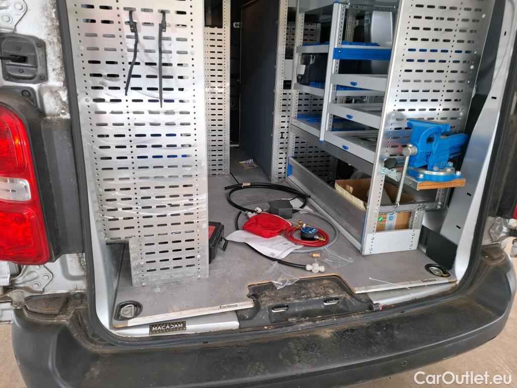  Peugeot  Expert  Fourgon Asphalt L2 2.0 HDi 120CV BVM6 E6dT #29