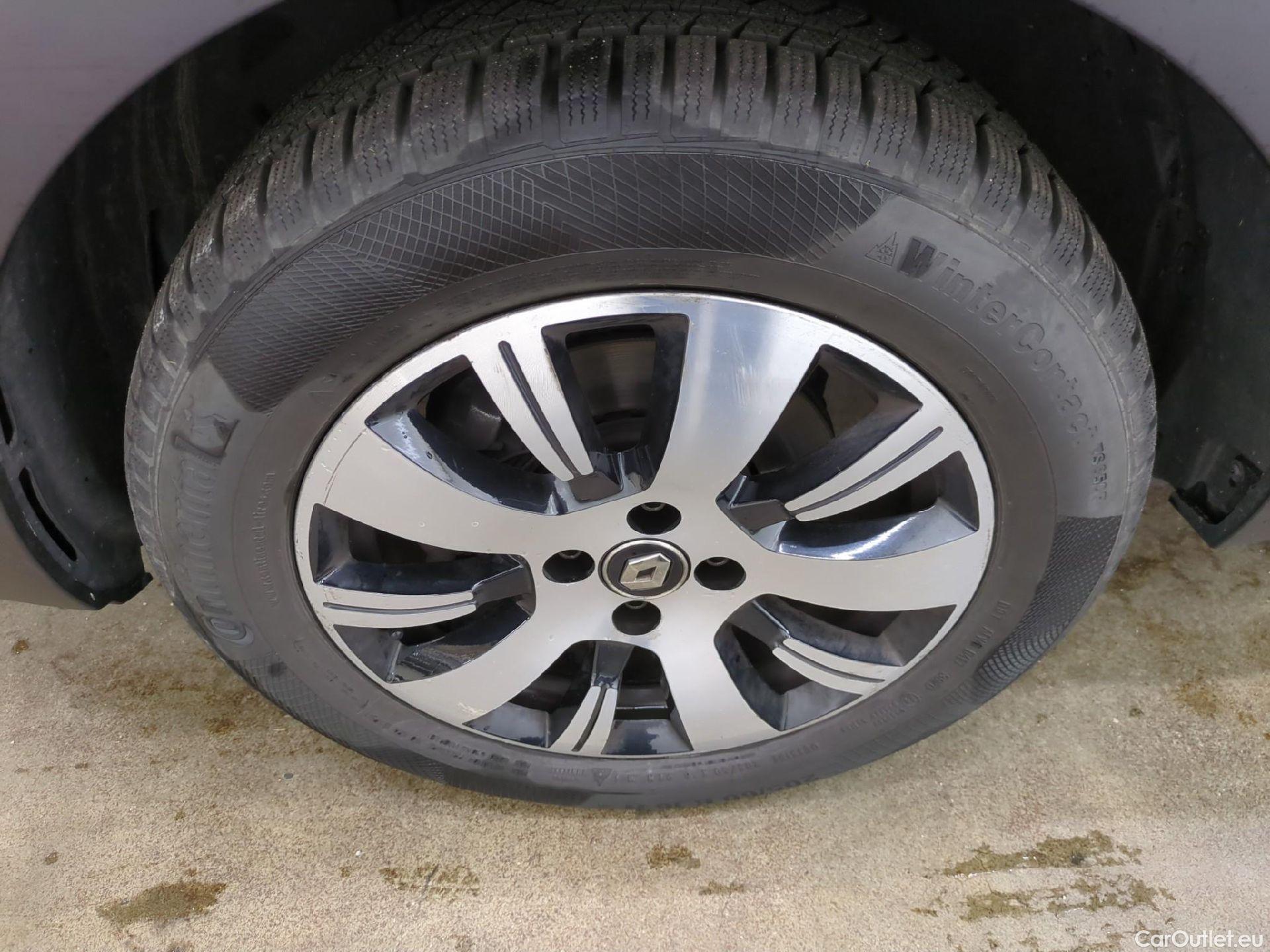  Renault  Captur RENAULT  5p Crossover Business dCi 90 #13